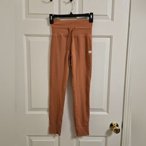 Vuori Womens Daily Leggings In Orange Size XS